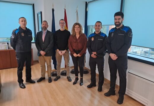 Dous novos axentes incorporáronse como funcionarios de carreira á Policía Local de Narón